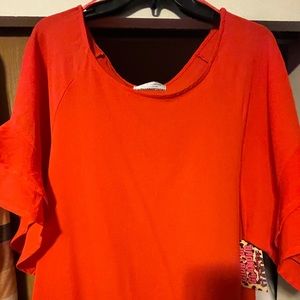 New w/tag coral shirt large from Giddy up Glamour